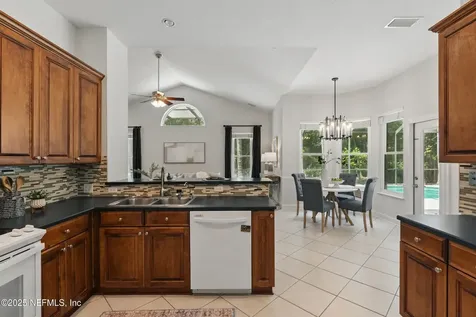 9100 Timberlin Lake Road Jacksonville FL 32256