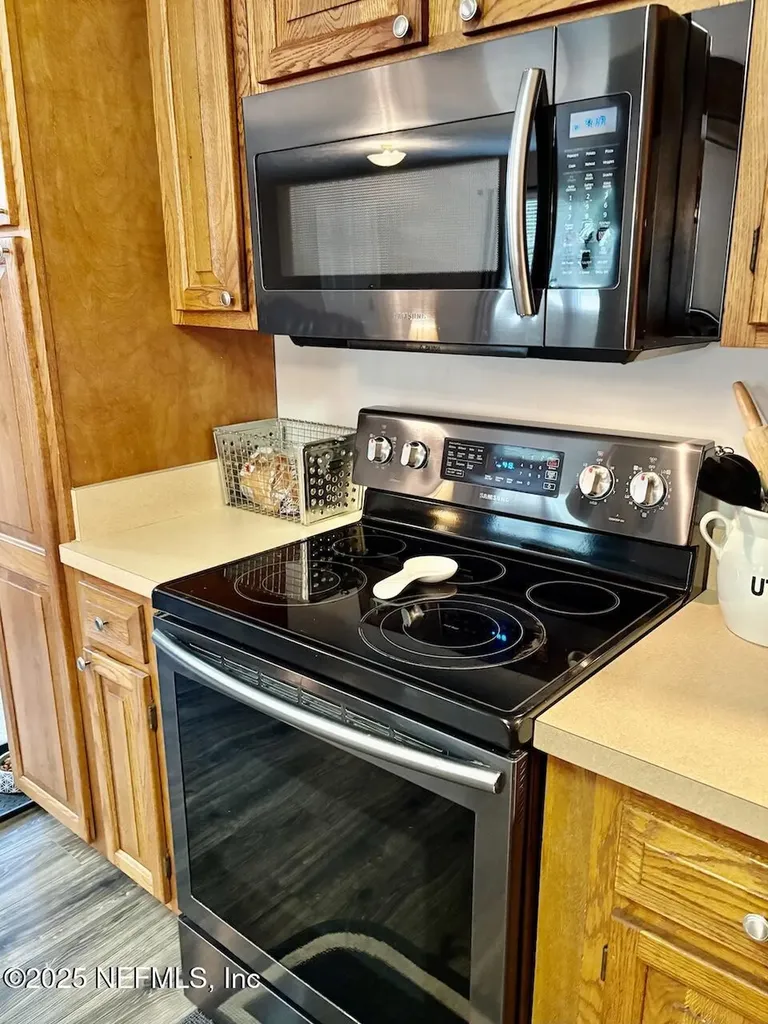 540 Arthur Moore Drive Green Cove Springs FL 32043