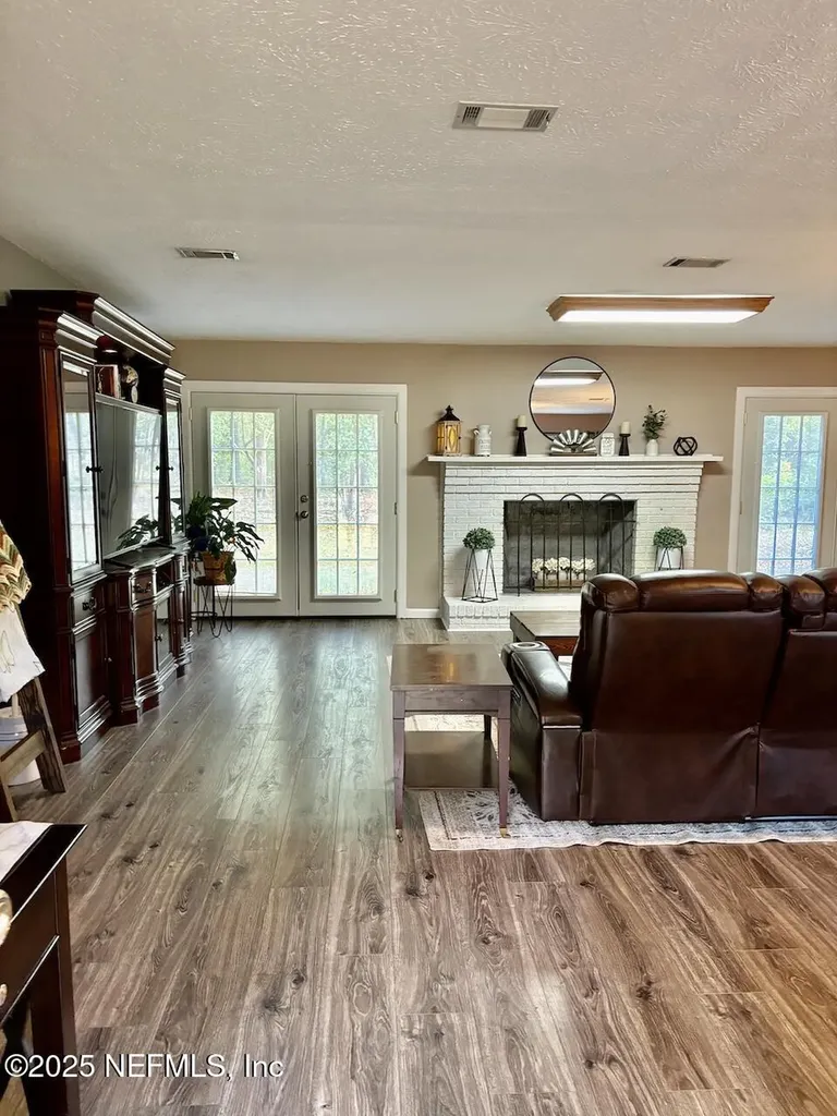 540 Arthur Moore Drive Green Cove Springs FL 32043