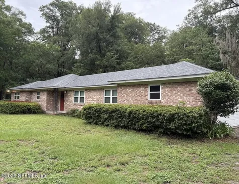 540 Arthur Moore Drive Green Cove Springs FL 32043