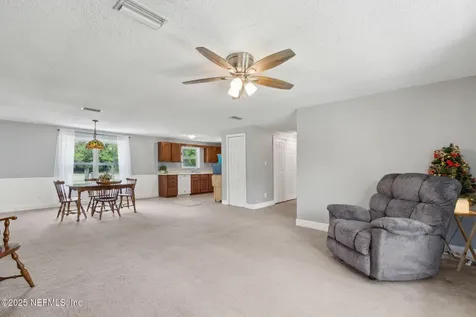 44073 Oakwood Lane Callahan FL 32011
