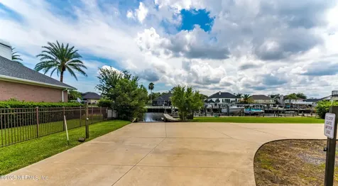 4644 Harbour North Court Jacksonville FL 32225