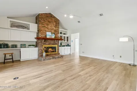 4644 Harbour North Court Jacksonville FL 32225