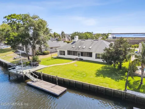4644 Harbour North Court Jacksonville FL 32225