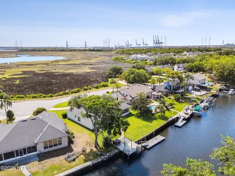4644 Harbour North Court Jacksonville FL 32225