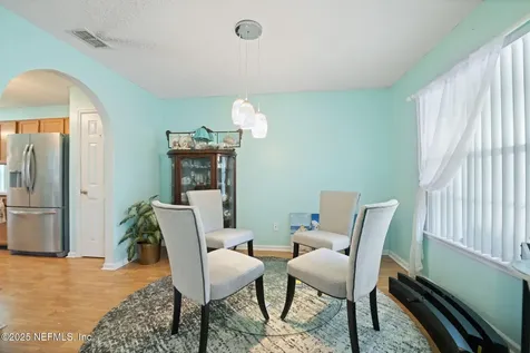 7921 Macinnes Drive Jacksonville FL 32244