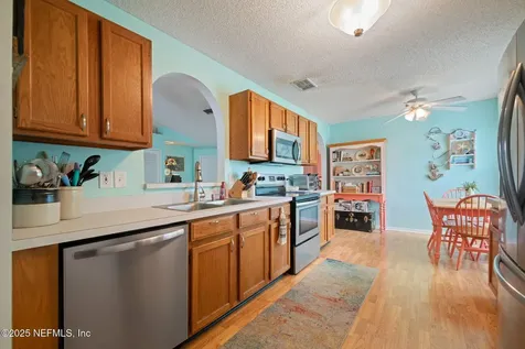 7921 Macinnes Drive Jacksonville FL 32244