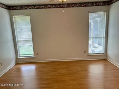 2735 Safeshelter Drive W Jacksonville FL 32225
