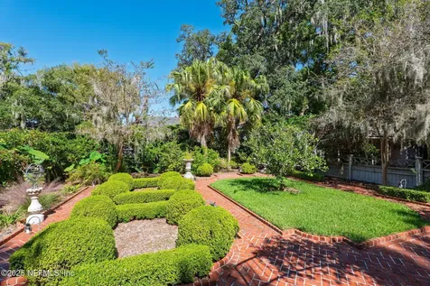 2127 River Road Jacksonville FL 32207