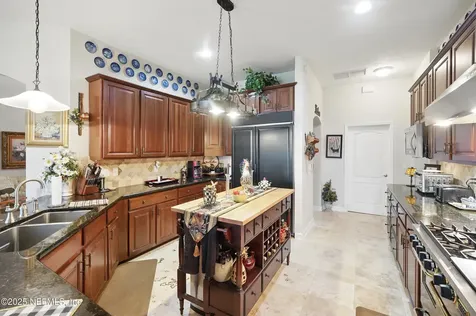 15289 Cape Drive N Jacksonville FL 32226