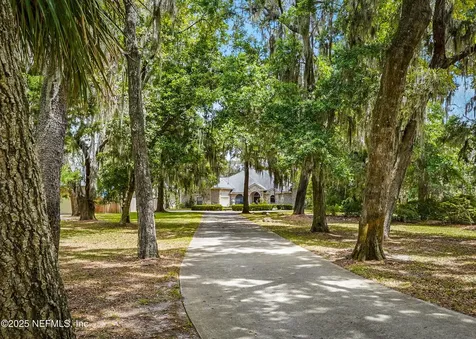 15289 Cape Drive N Jacksonville FL 32226