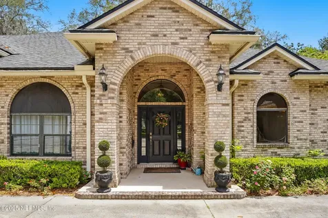 15289 Cape Drive N Jacksonville FL 32226