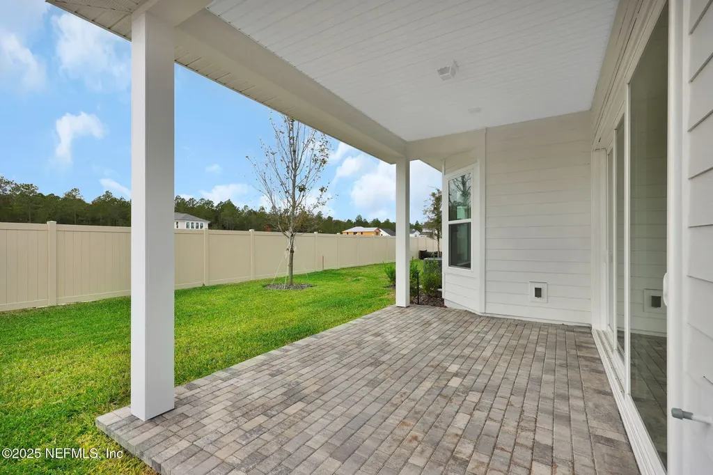 375 Seamark Drive Ponte Vedra FL 32081