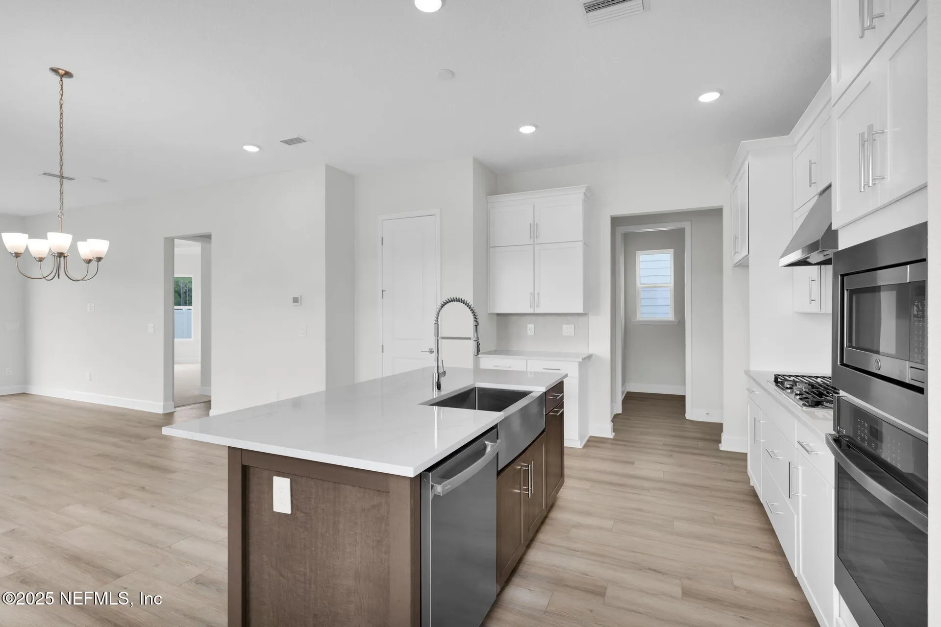375 Seamark Drive Ponte Vedra FL 32081