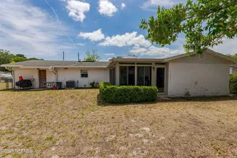 8193 Caravelle Drive Jacksonville FL 32244