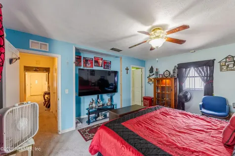 8193 Caravelle Drive Jacksonville FL 32244