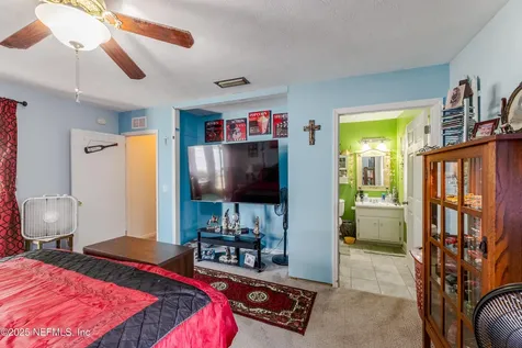 8193 Caravelle Drive Jacksonville FL 32244