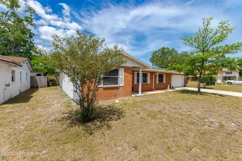 8193 Caravelle Drive Jacksonville FL 32244