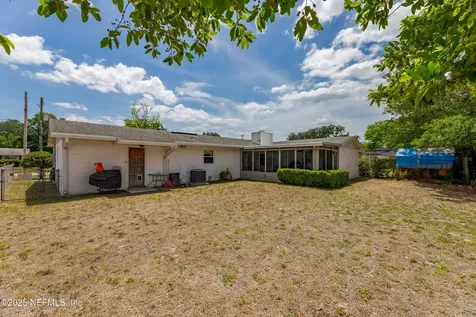 8193 Caravelle Drive Jacksonville FL 32244