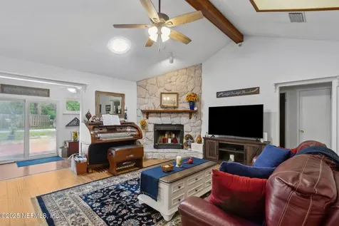 10885 Steeding Horse Drive Jacksonville FL 32257