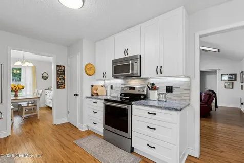 10885 Steeding Horse Drive Jacksonville FL 32257