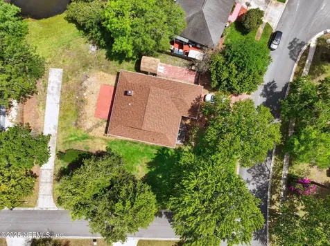 10885 Steeding Horse Drive Jacksonville FL 32257