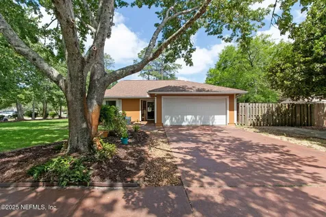 10885 Steeding Horse Drive Jacksonville FL 32257