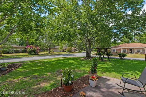 10885 Steeding Horse Drive Jacksonville FL 32257