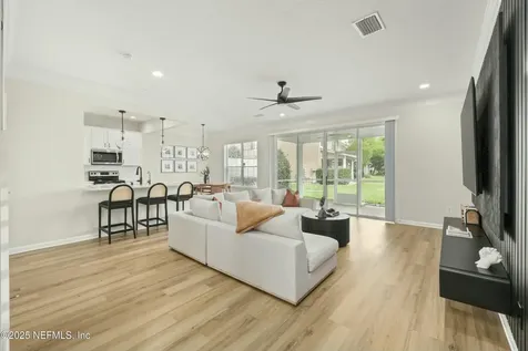 6412 Autumn Berry Circle Jacksonville FL 32258