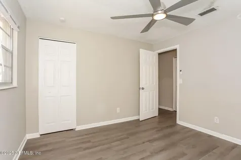 1078 Knoll Cove Jacksonville FL 32221