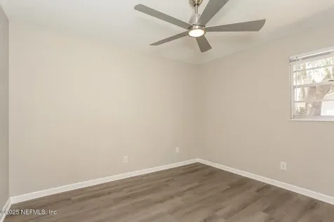 1078 Knoll Cove Jacksonville FL 32221
