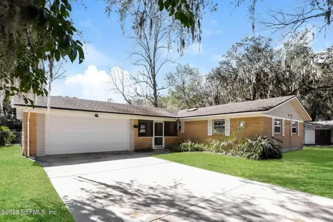 1078 Knoll Cove Jacksonville FL 32221