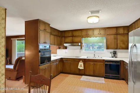 5095 Winchester Drive S Jacksonville FL 32217