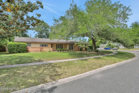 5095 Winchester Drive S Jacksonville FL 32217
