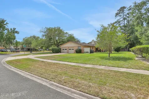5095 Winchester Drive S Jacksonville FL 32217