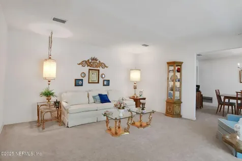5095 Winchester Drive S Jacksonville FL 32217