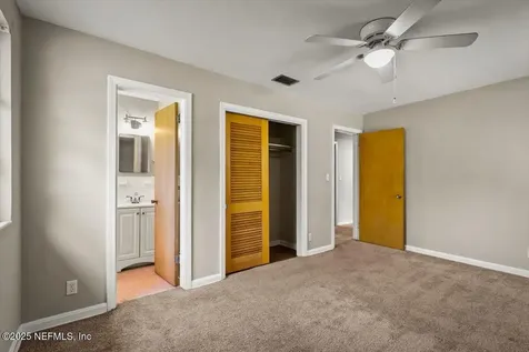 6446 Ledbury Drive S Jacksonville FL 32210