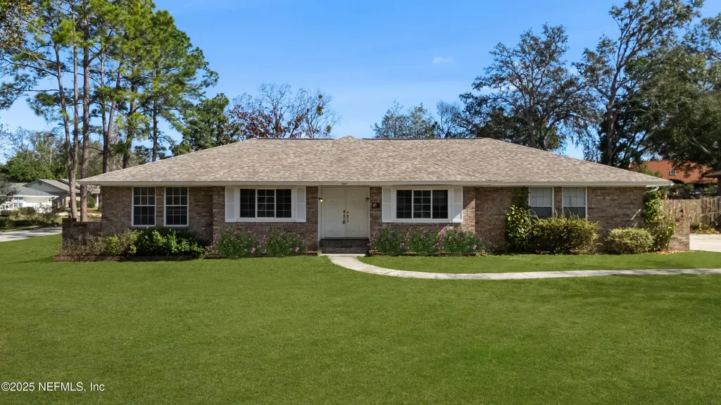 597 Pembridge Court Orange Park FL 32073