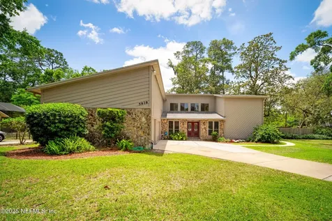 5918 Saxony Woods Lane Jacksonville FL 32211