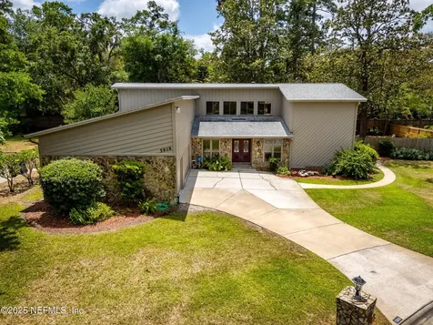 5918 Saxony Woods Lane Jacksonville FL 32211