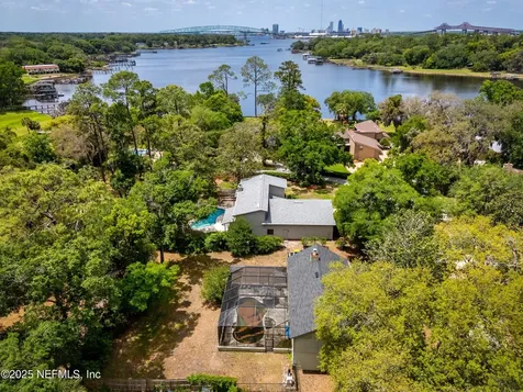 5918 Saxony Woods Lane Jacksonville FL 32211