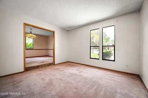 5918 Saxony Woods Lane Jacksonville FL 32211