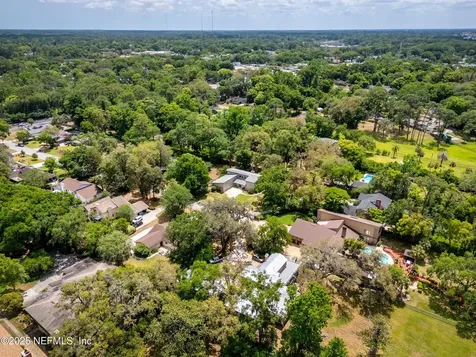 5918 Saxony Woods Lane Jacksonville FL 32211