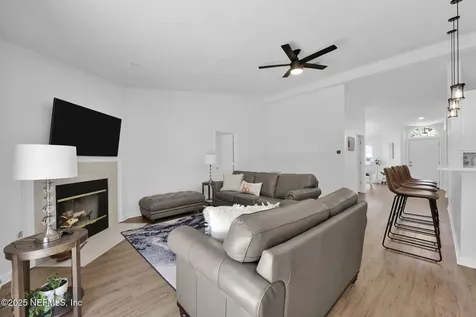 2533 Carriage Lamp Drive Jacksonville FL 32246