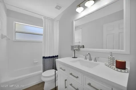 2533 Carriage Lamp Drive Jacksonville FL 32246