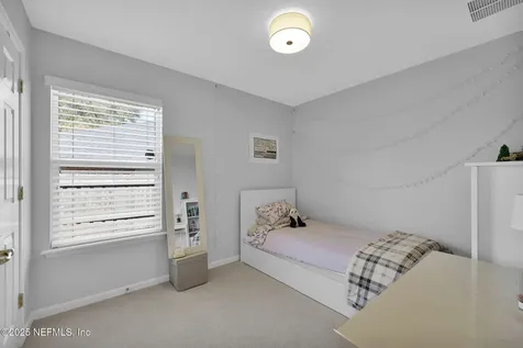 2533 Carriage Lamp Drive Jacksonville FL 32246