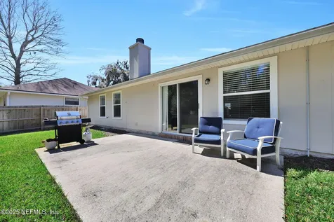 2533 Carriage Lamp Drive Jacksonville FL 32246
