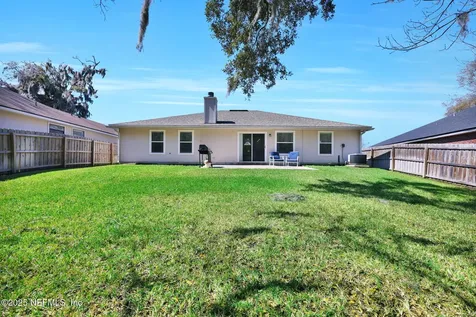 2533 Carriage Lamp Drive Jacksonville FL 32246