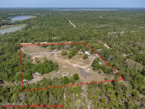 148 Lake Shore Drive Hawthorne FL 32640
