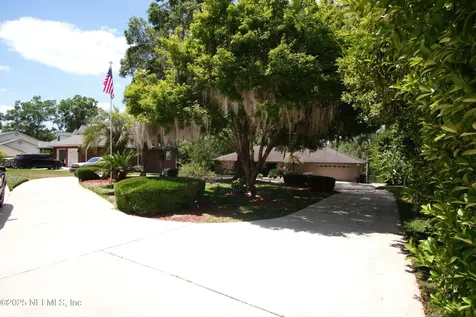 917 Arthur Moore Drive Green Cove Springs FL 32043